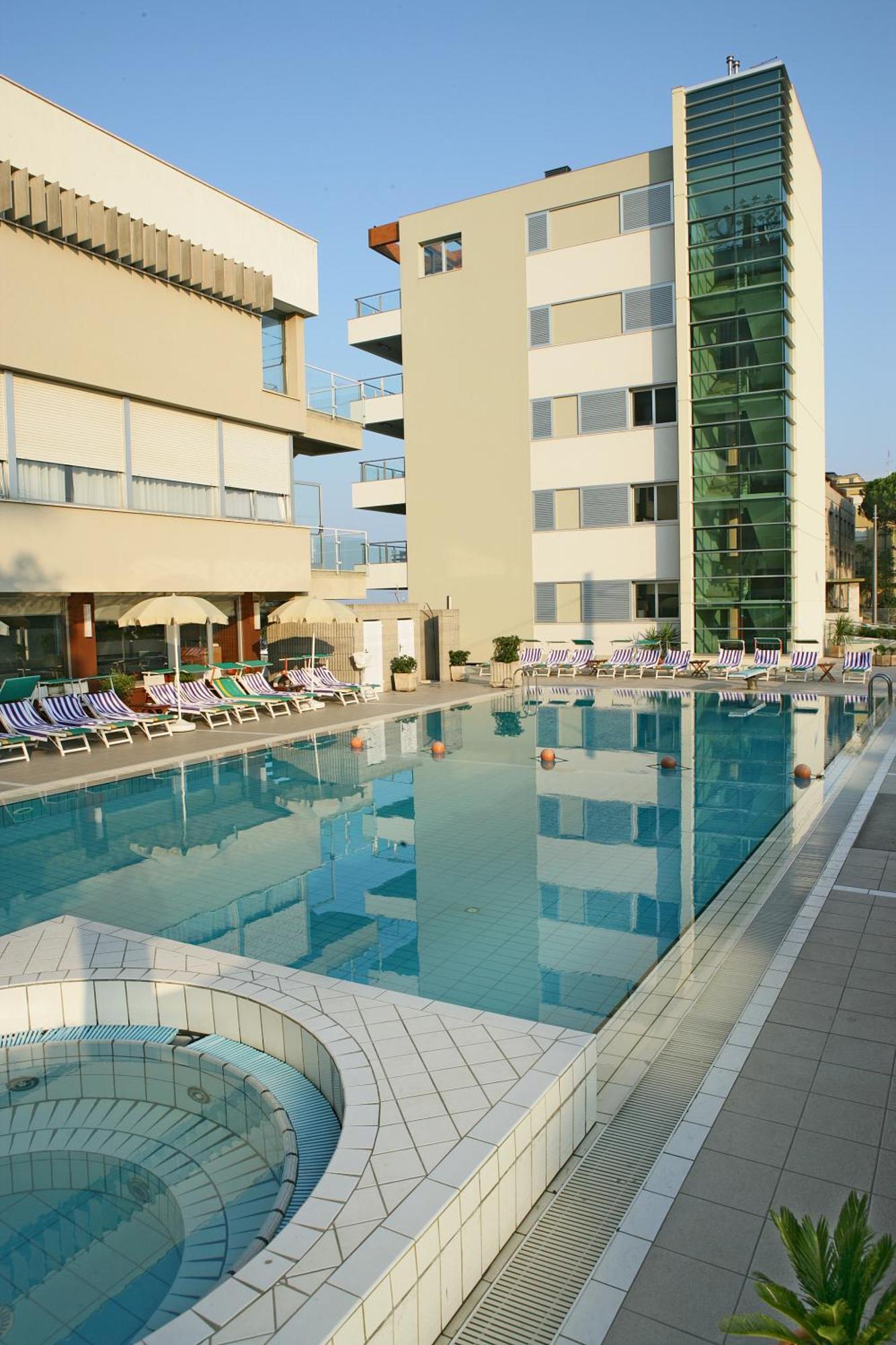 Hotel Ascot & Spa Rimini Exteriör bild